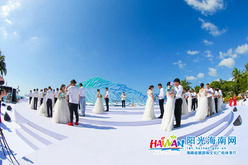 2018第二十二届中国·三亚天涯海角国际婚庆节活动现场 资料图.jpg