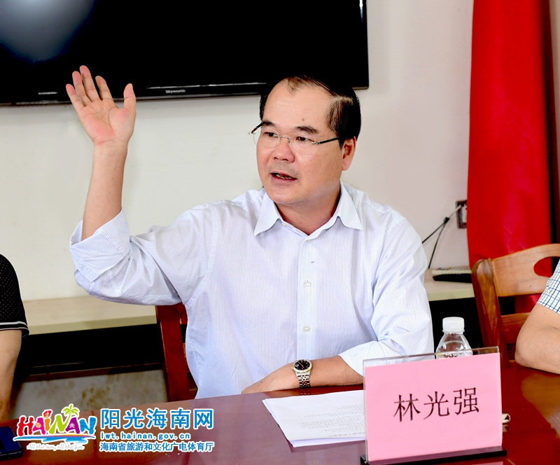 3月25日上午，厅党组书记林光强赴厅定点帮扶村大仍村调研扶贫工作。