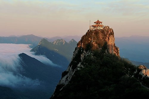 化石之都莲花山_副本.jpg