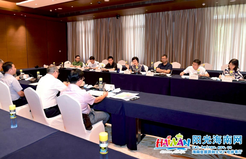 座谈会现场.jpg