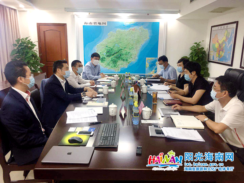 孙颖会见T2亚太乒乓球联赛主席季文元一行，并就相关事宜进行座谈。.jpg
